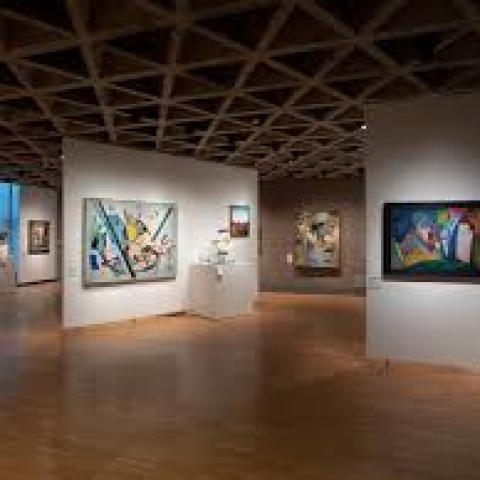 Construim Galeria Arhiva de Artă: Crearea unei culturi a colaborării și succesului